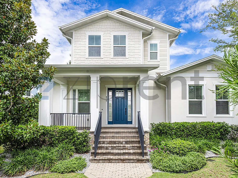 835 W Canton Ave