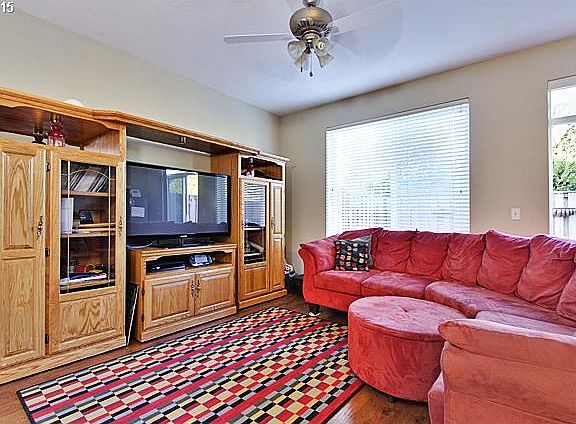4th image of 1251 SE Bacarra St