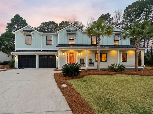 978 Law Ln, Mount Pleasant, SC 29464