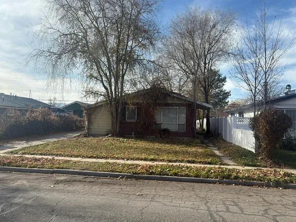 1077 N Nocturne Dr, Salt Lake City, UT 84116