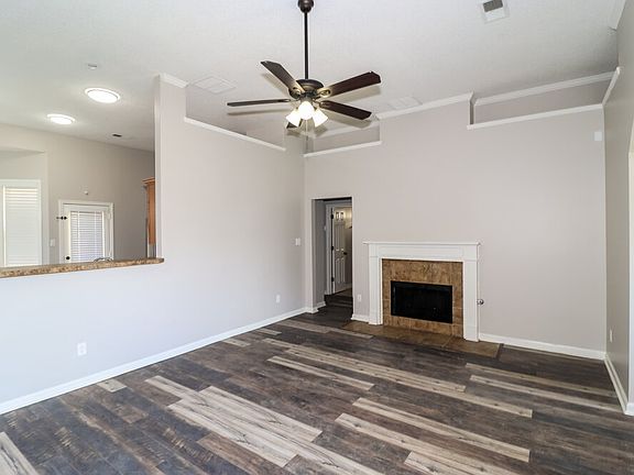 4th image of 9172 Acadia Pl