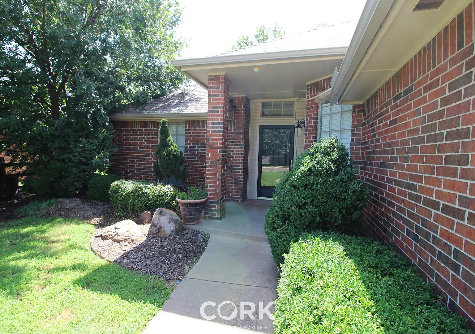 3 bed, 1809 sqft, $2,295 — Photo 4
