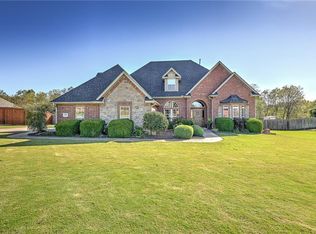 6863 Freedom Pl, Springdale, AR 72762