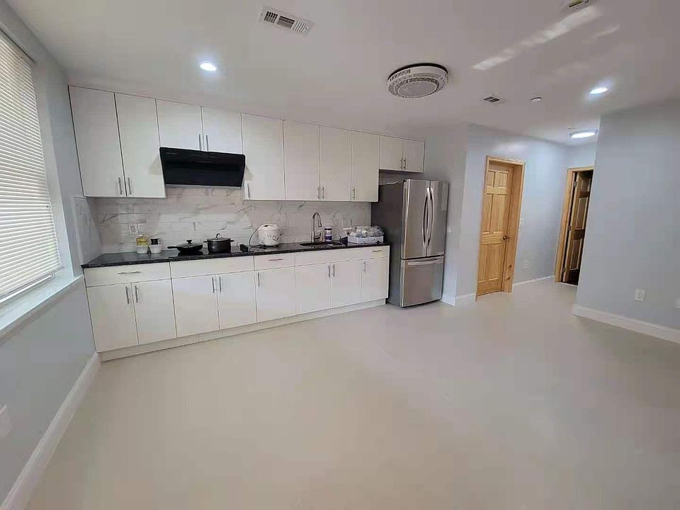 1st image of 432 N 9th St #1
