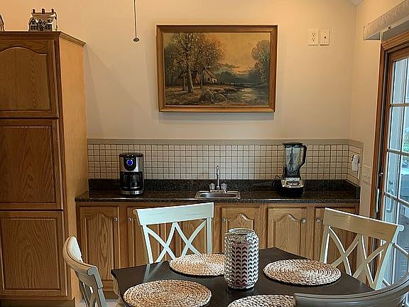 Coffee & Smoothie Bar