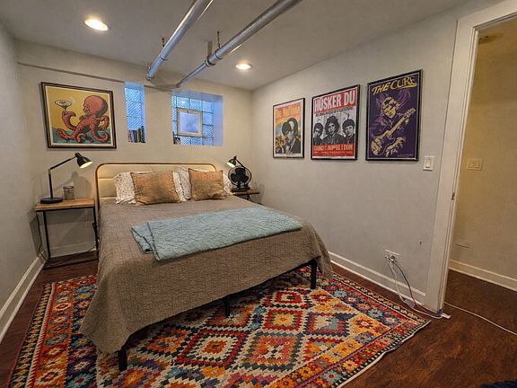 3rd image of 2035 W Eastwood Ave #G