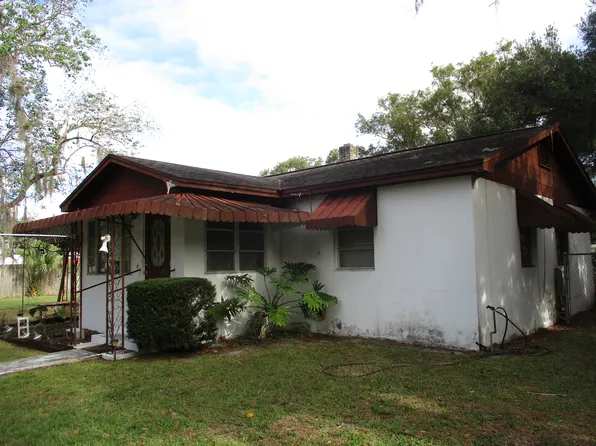 5308 4th St, Zephyrhills, FL 33542