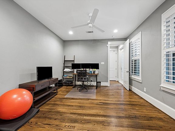 4th image of 2915 Hicks St