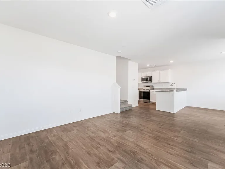 12184 Mojave Gold Rd #2 — Photo 5