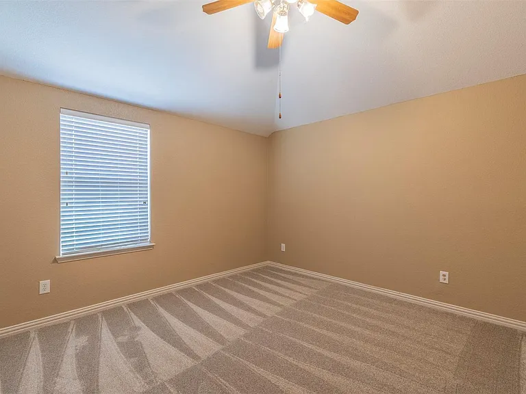 2017 Lake Highlands Dr — Photo 23