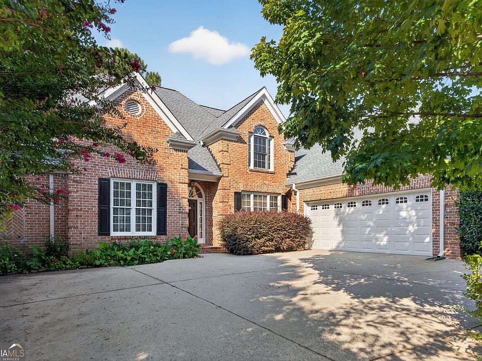 1st image of 640 Garden Wilde Pl