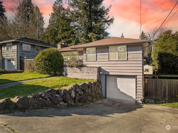 3526 SW Thistle Street, Seattle, WA 98126
