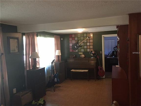 4th image of 702 49th Street Ct W