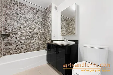 Rented by aptsandlofts.com