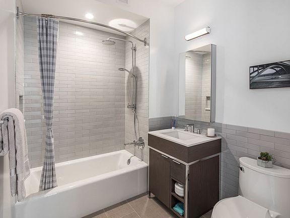 5th image of 225 E 39th St APT 3K