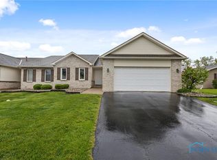 2512 Villa West Dr, Findlay, OH 45840