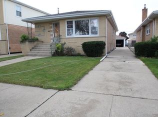 8330 S Karlov Ave, Chicago, IL 60652
