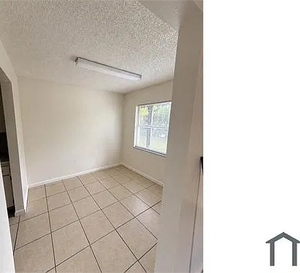 130 W Davis Ave