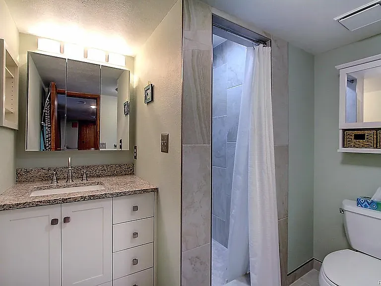 704 N Pearl St #209F — Photo 19