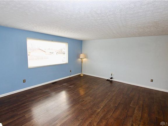 2nd image of 591 Pine St