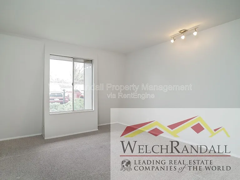 5511 S Willow Ln #F — Photo 13