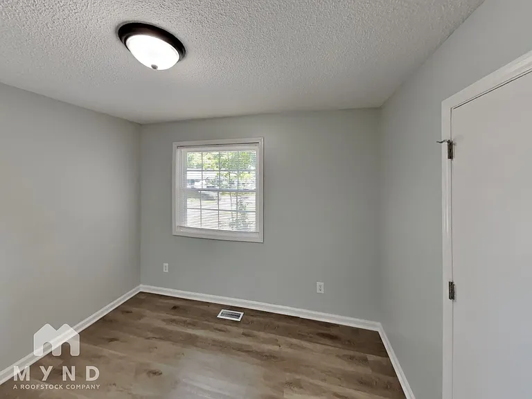 200 Buckskin Dr — Photo 14