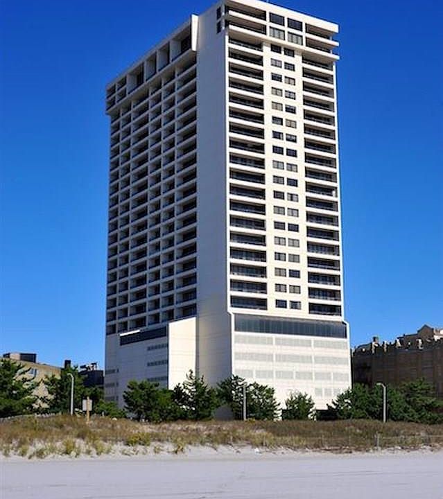 1st image of 3851 Boardwalk APT 1903