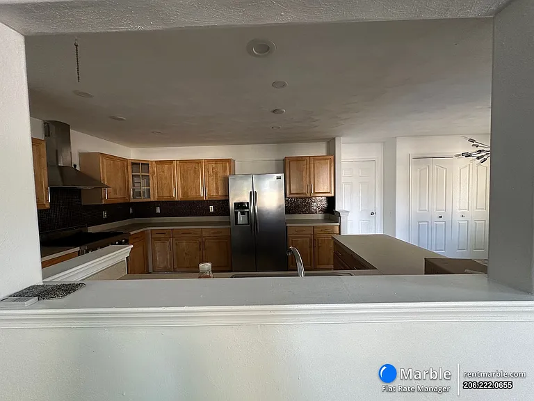 827 Mission Ave — Photo 13
