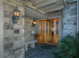 5153 Bluebell Ave, Valley Village, CA 91607