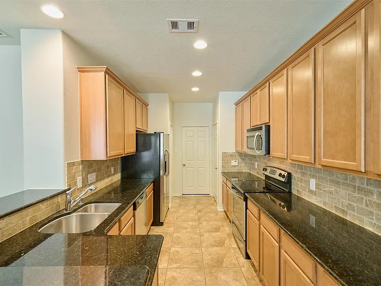 327 Bloomhill Pl — Photo 15