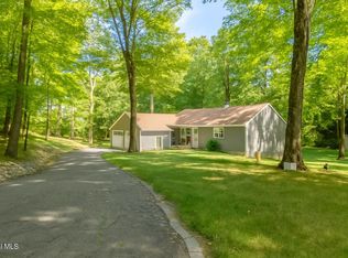 159 Garner Rd, Averill Park, NY 12018