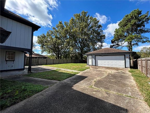 4th image of 61 Grand Canyon Dr
