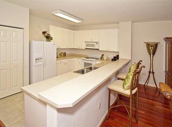 5th image of 80 Surfview Dr APT 519