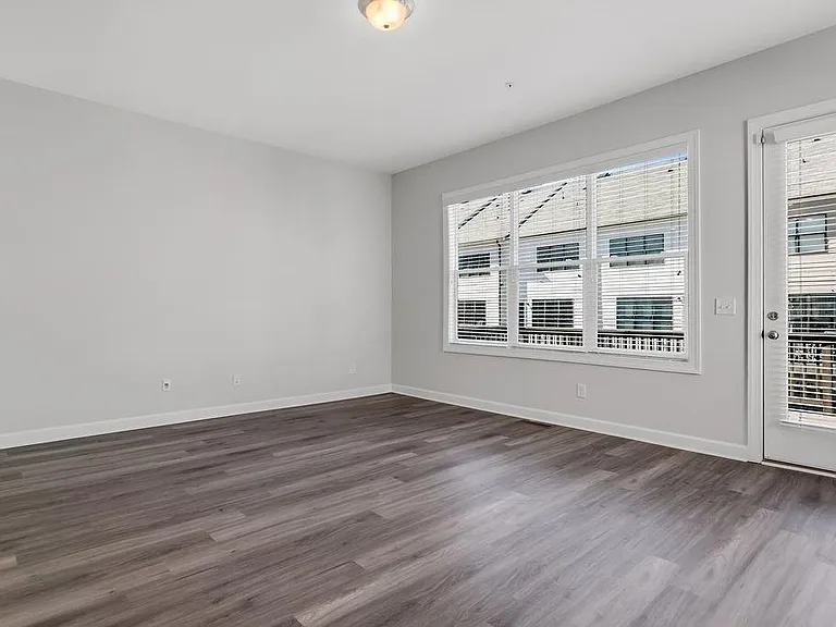 2761 Bell Dr SE — Photo 13