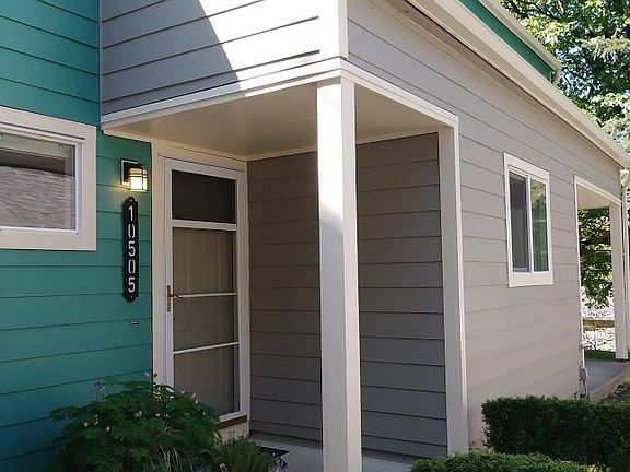4th image of 10505 NE 115th Ln #102