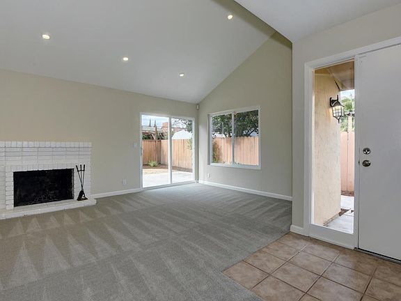 3rd image of 2239 Bikini Ave