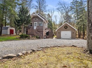 225 Foxridge Ln, Flinton, PA 16640