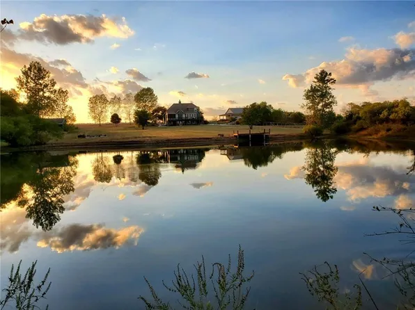 35223 Mission Belleview Rd, Louisburg, KS 66053