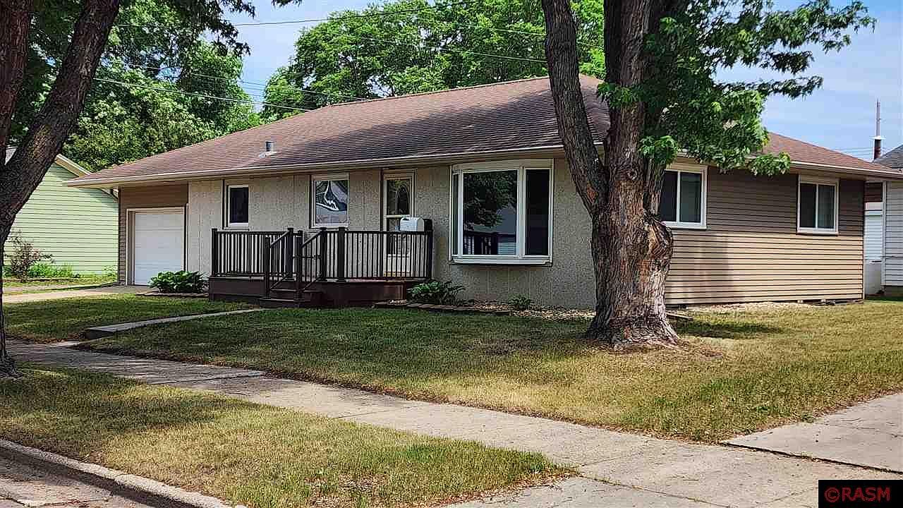 819 9th St N, New Ulm, MN 56073 MLS 7032560 Zillow