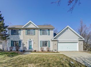 810 Brook St, Deforest, WI 53532