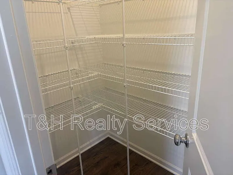 354 N Grand Oak Dr — Photo 24