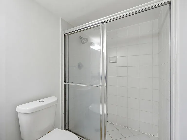 3300 NE 192nd St #1201 — Photo 24