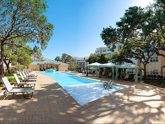 Resort Style Pool