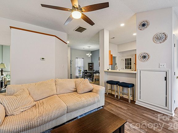 2nd image of 5719 Becton Park Dr