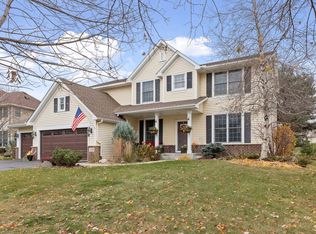 10766 Hawthorn Trl, Woodbury, MN 55129