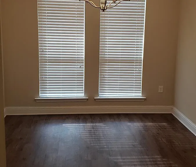 24490 Kipling Ct — Photo 9