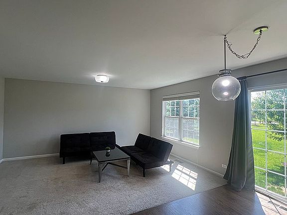 5th image of 1158 Moore Ct