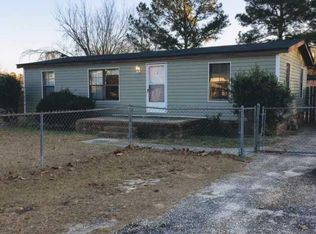 4020 Nashville Dr, Fayetteville, NC 28306
