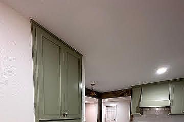 2nd image of 906 W Harald St