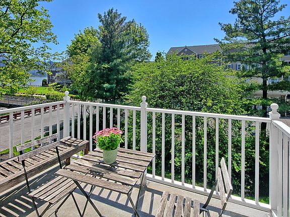 2nd image of 249 Brower Ct